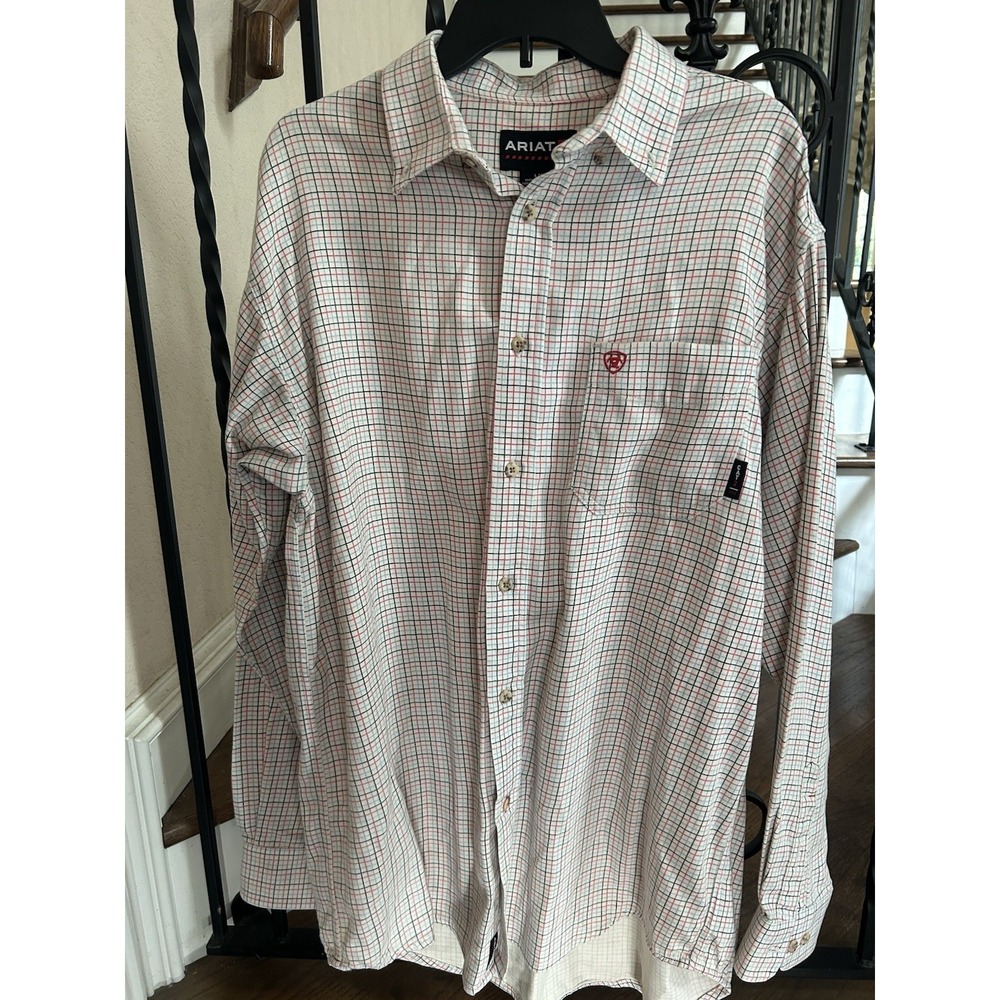 Men's Large Ariat FR Long Sleeves Button Up Pink plaid